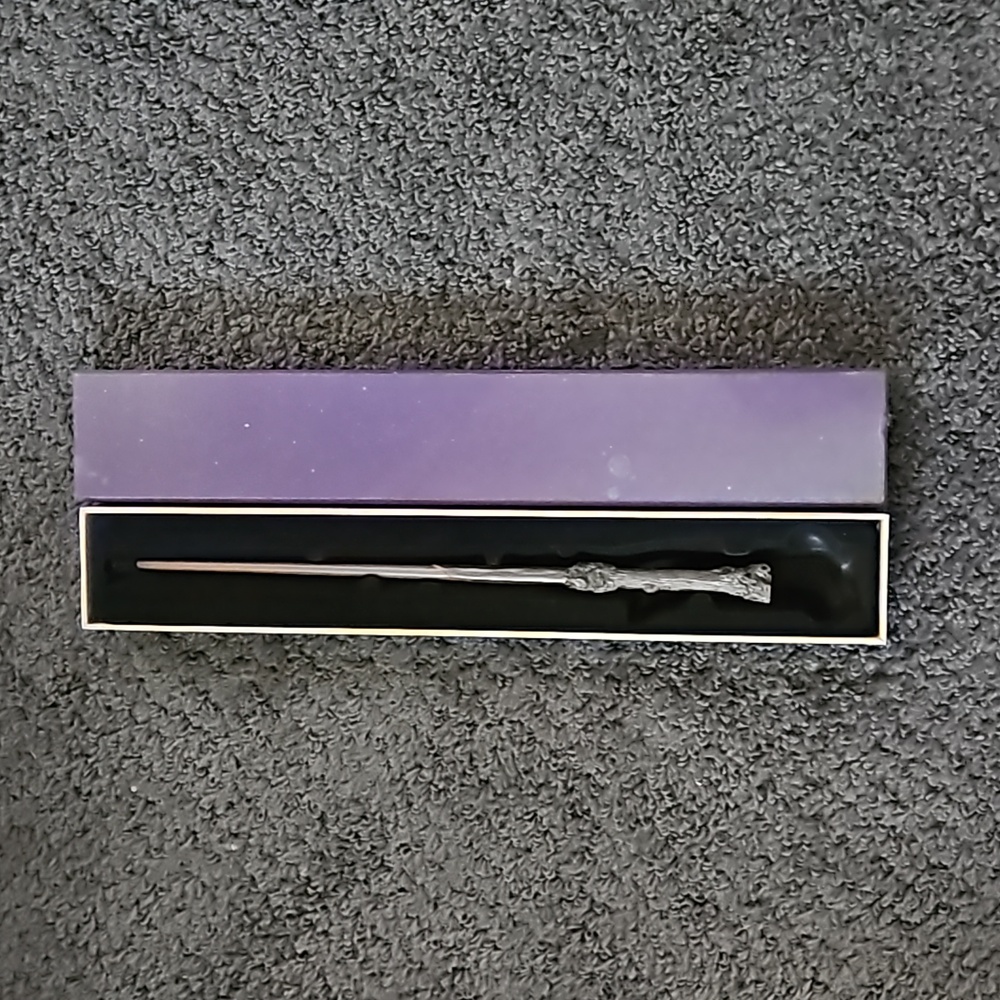 Harry Potter Wand ( not sold by universal)
